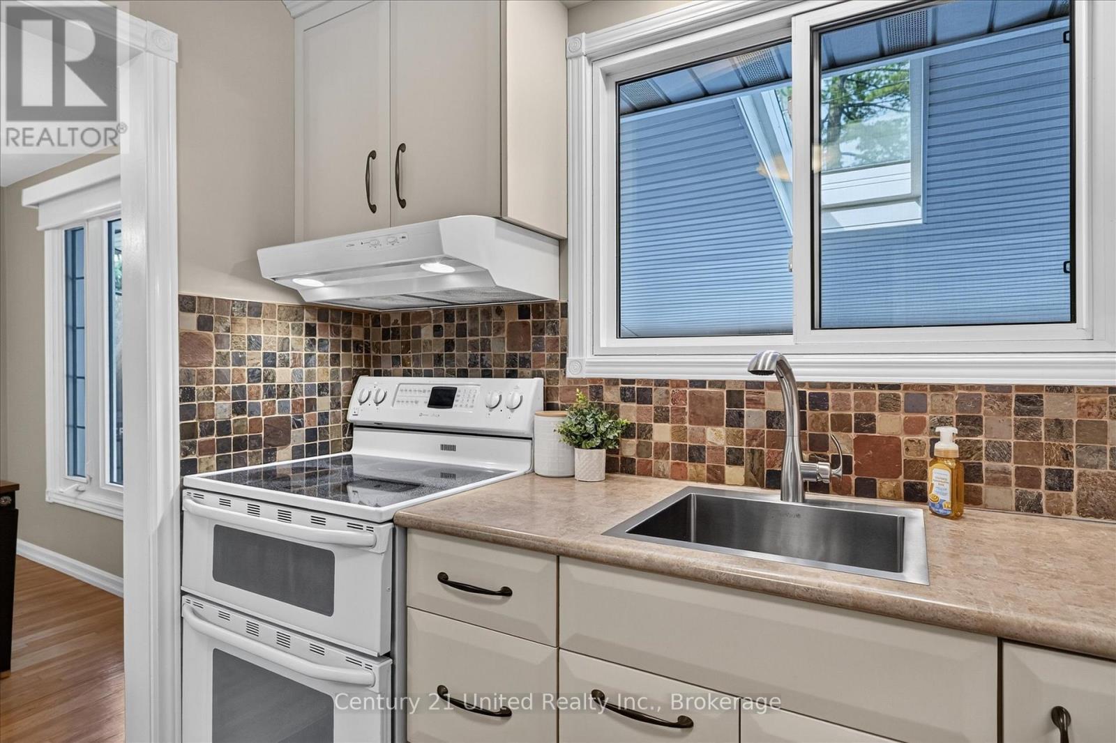 83 Nevin Avenue, Peterborough (Otonabee Ward 1), Ontario  K9J 6E9 - Photo 14 - X13527552