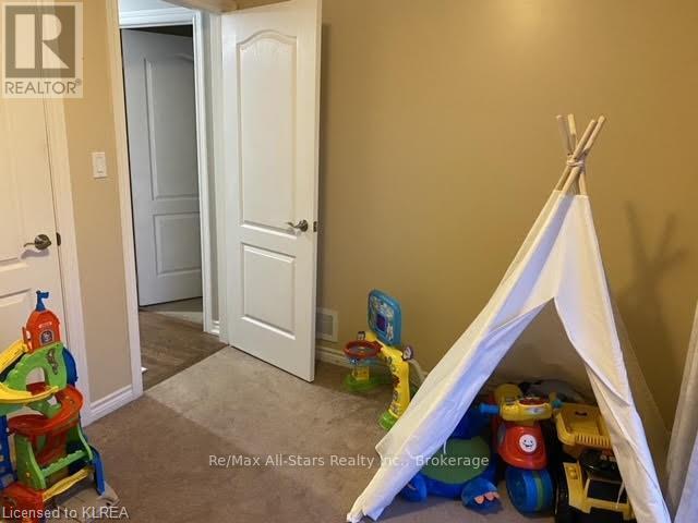 24 Beall Street, Kawartha Lakes (Lindsay), Ontario  K9V 6J6 - Photo 13 - X13528074