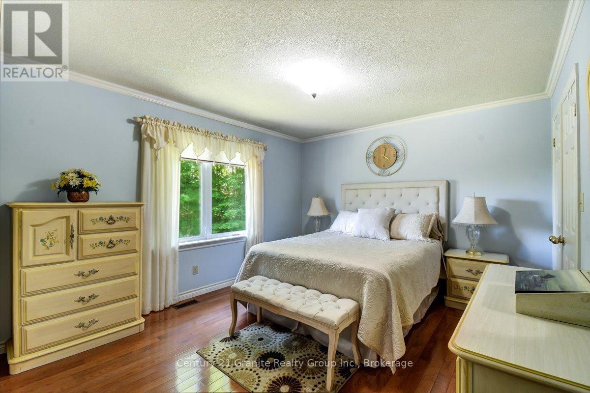 1573 Ojibway Road, Highlands East (Cardiff Ward), Ontario  K0L 2A0 - Photo 14 - X13528220