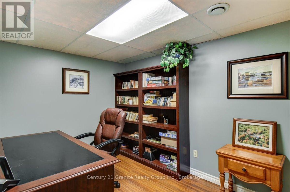 1573 Ojibway Road, Highlands East (Cardiff Ward), Ontario  K0L 2A0 - Photo 31 - X13528220