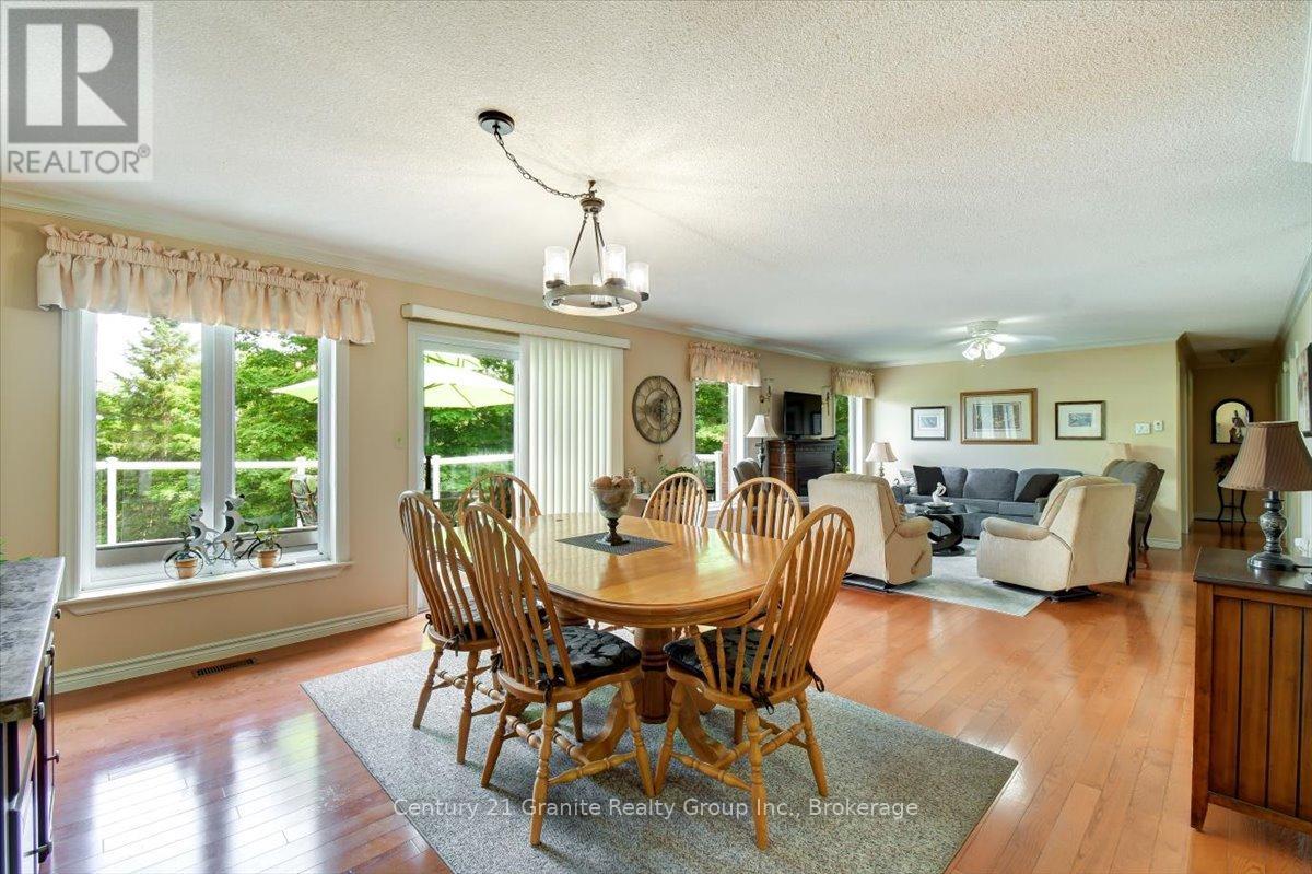 1573 Ojibway Road, Highlands East (Cardiff Ward), Ontario  K0L 2A0 - Photo 5 - X13528220