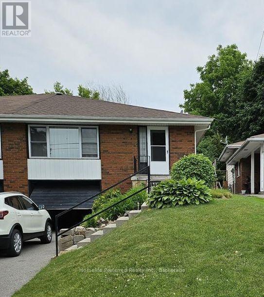 17b Beechwood Drive, Peterborough (Monaghan Ward 2), Ontario  K9J 1M2 - Photo 2 - X13530606