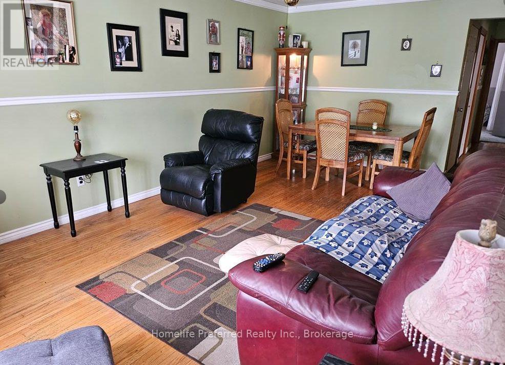 17b Beechwood Drive, Peterborough (Monaghan Ward 2), Ontario  K9J 1M2 - Photo 4 - X13530606