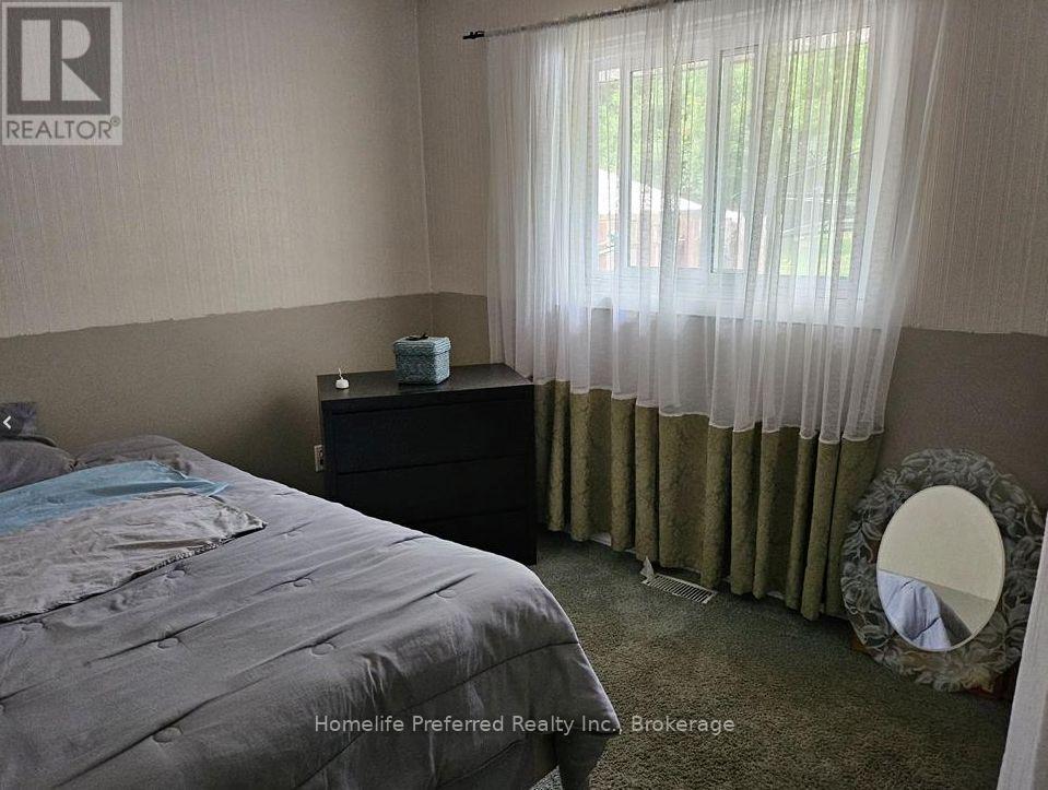 17b Beechwood Drive, Peterborough (Monaghan Ward 2), Ontario  K9J 1M2 - Photo 8 - X13530606