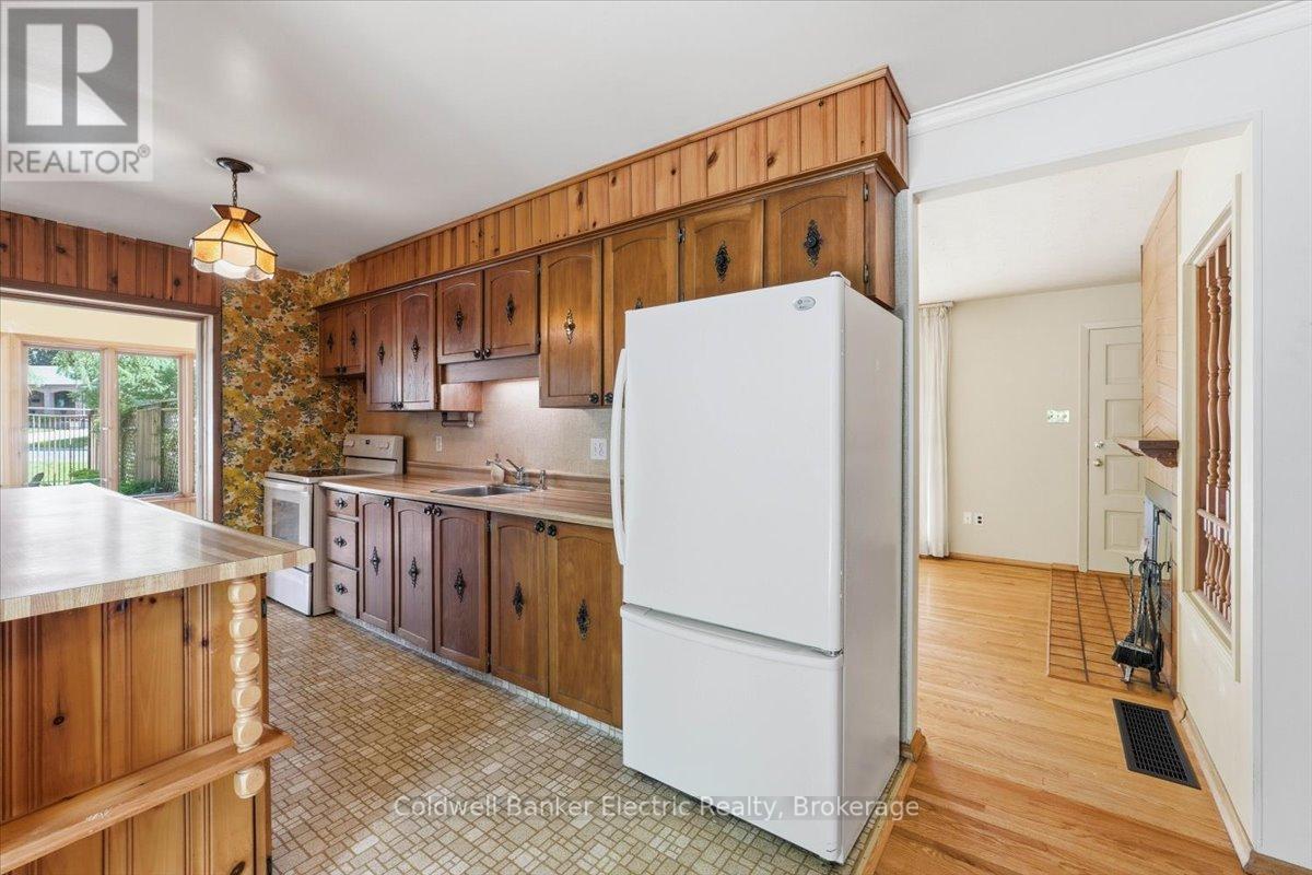 951 St. Paul's Street, Peterborough (Northcrest Ward 5), Ontario  K9H 6J7 - Photo 7 - X13531202