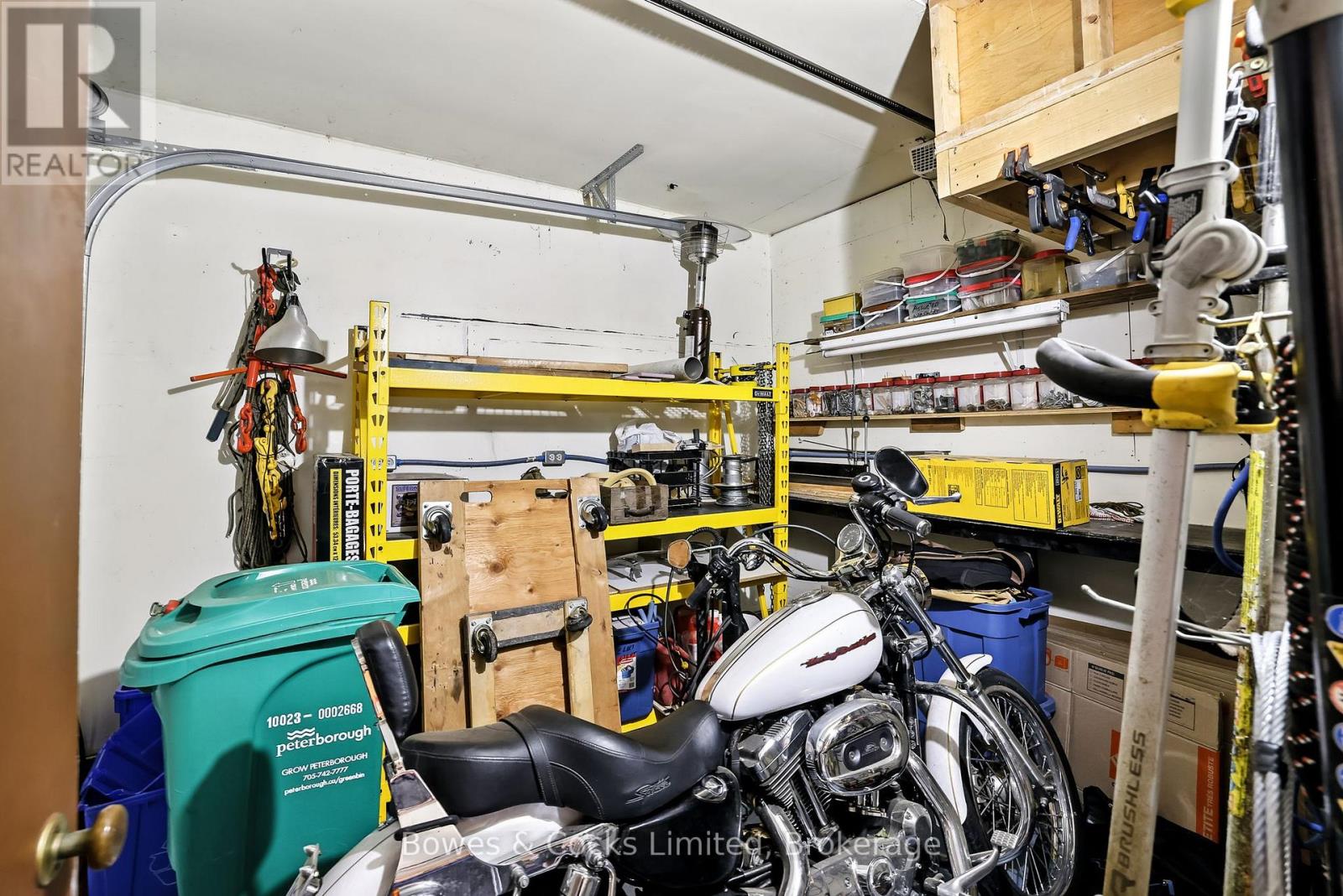 433 Manorhill Avenue, Peterborough (Town Ward 3), Ontario  K9J 6H7 - Photo 37 - X13531844