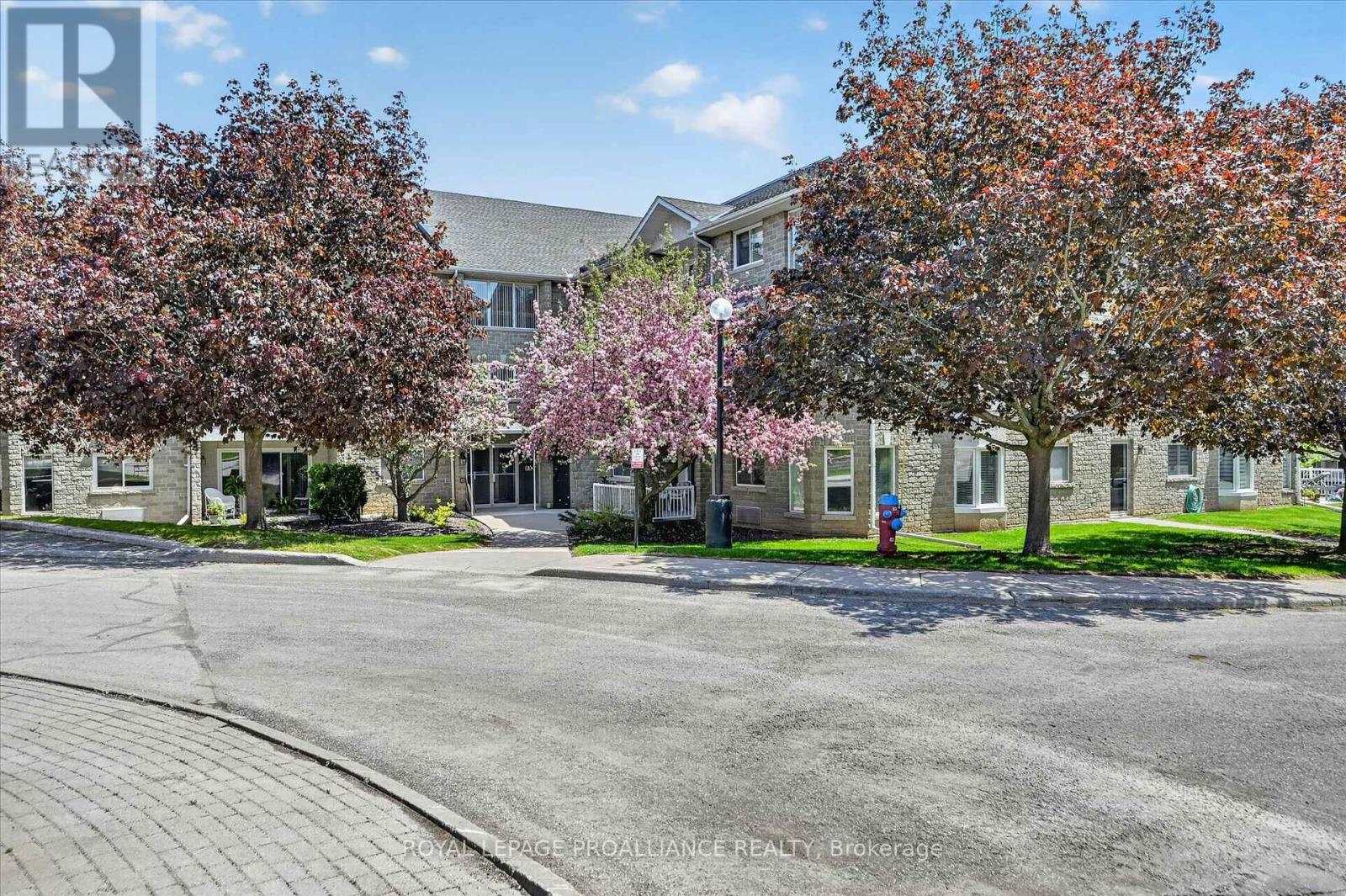 312a - 1099 Clonsilla Avenue, Peterborough (Otonabee Ward 1), Ontario  K9J 8L8 - Photo 4 - X13532554