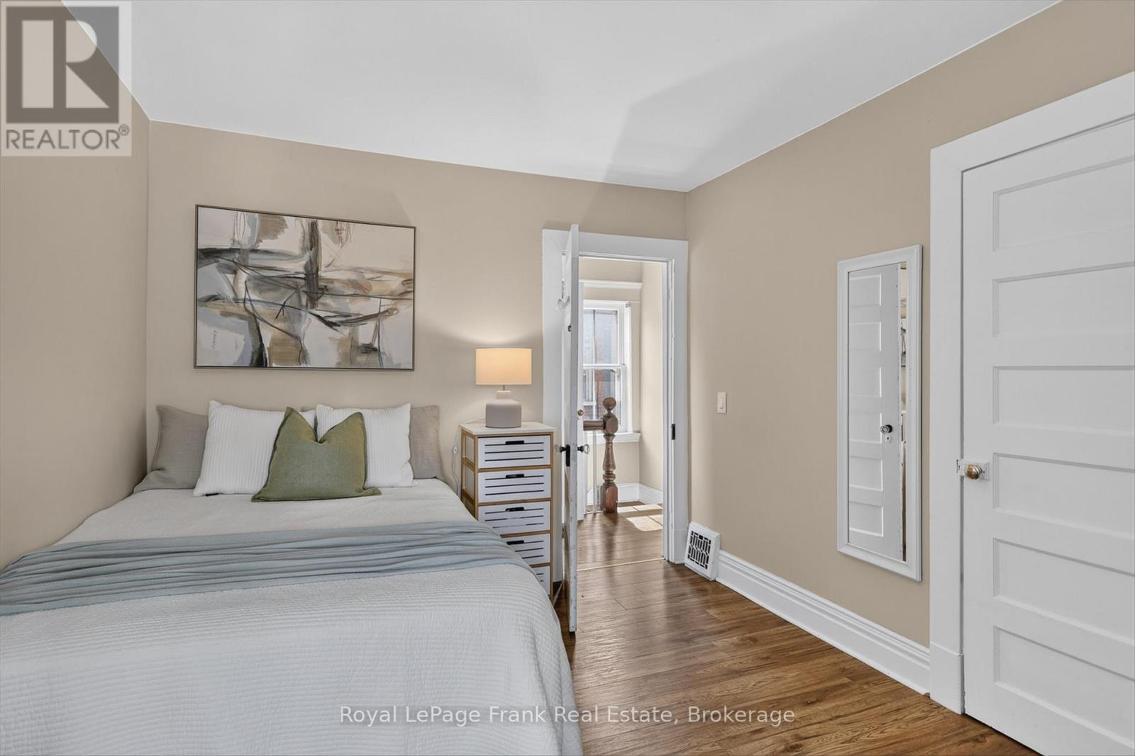 121 Romaine Street, Peterborough (Town Ward 3), Ontario  K9J 2C1 - Photo 36 - X13533306