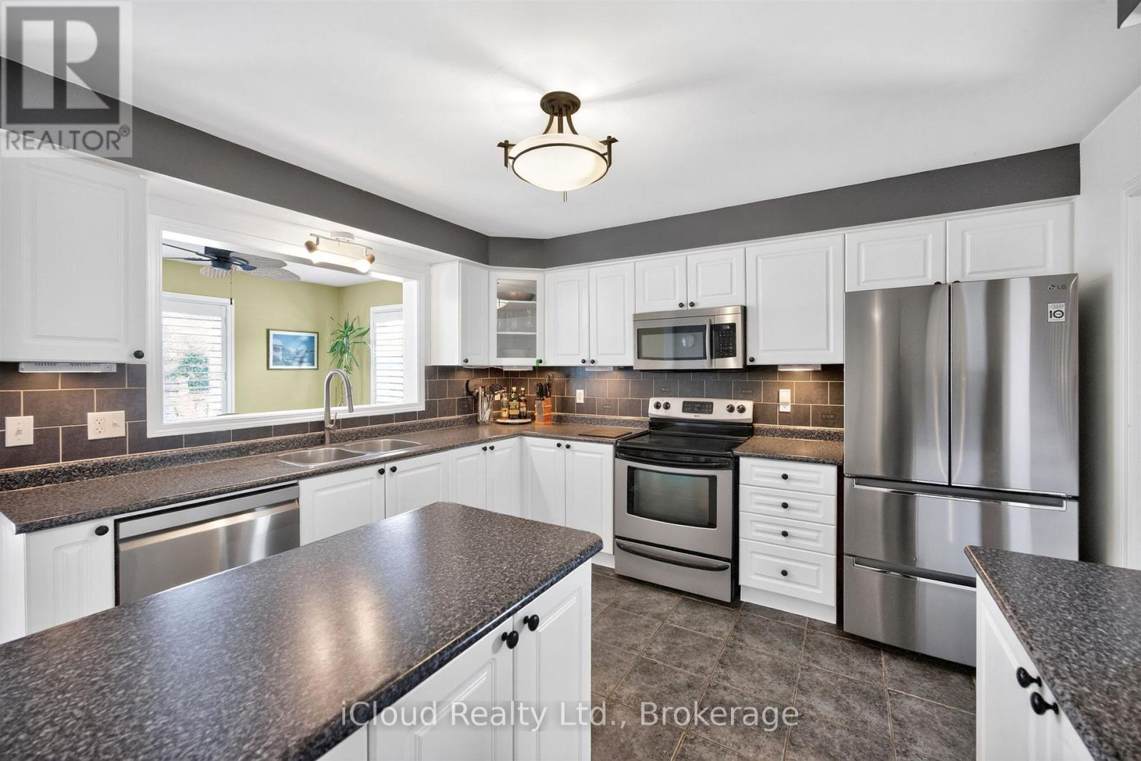 39 Milligan Street, Clarington (Newcastle), Ontario  L1B 1R6 - Photo 15 - E13534964