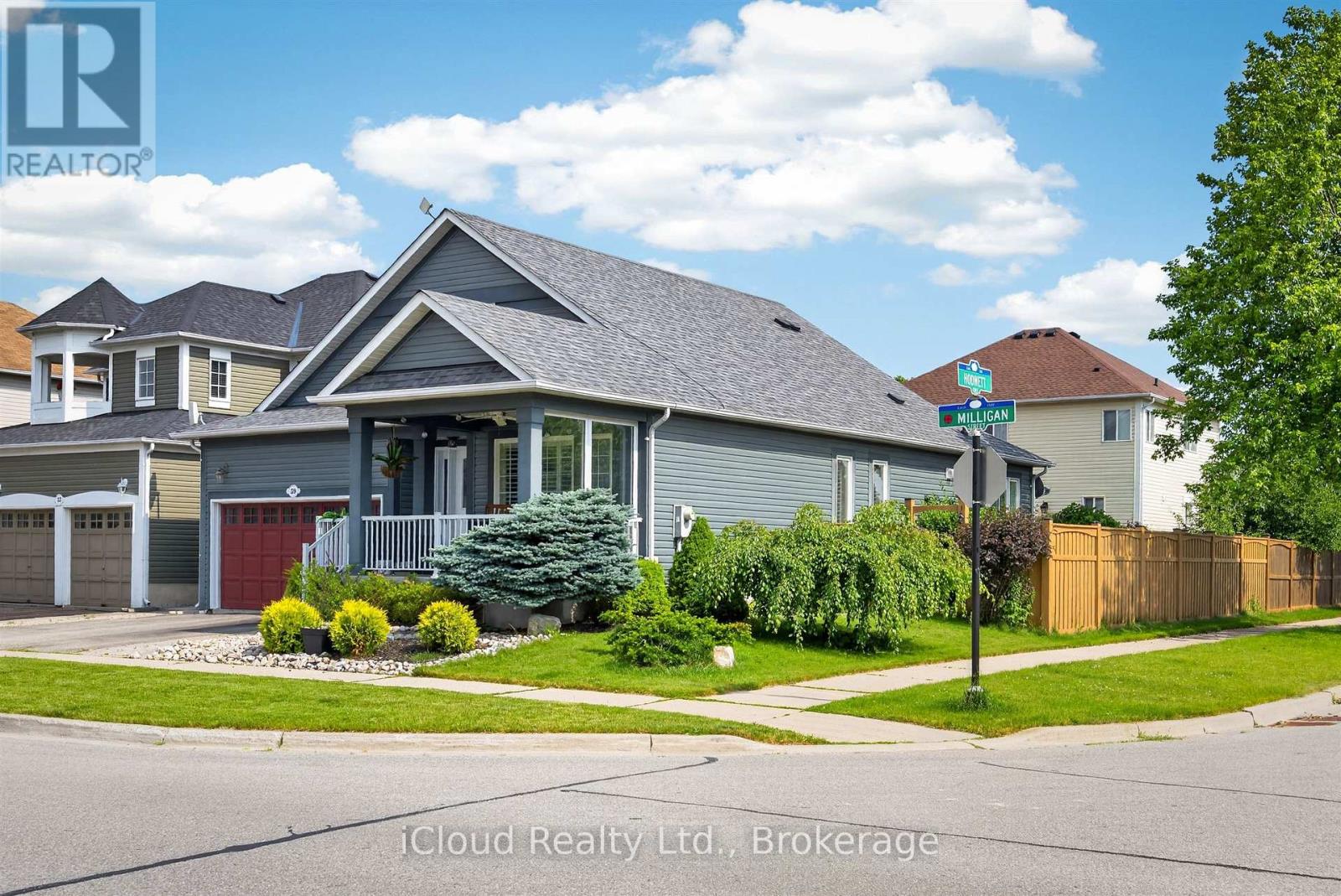 39 Milligan Street, Clarington (Newcastle), Ontario  L1B 1R6 - Photo 2 - E13534964