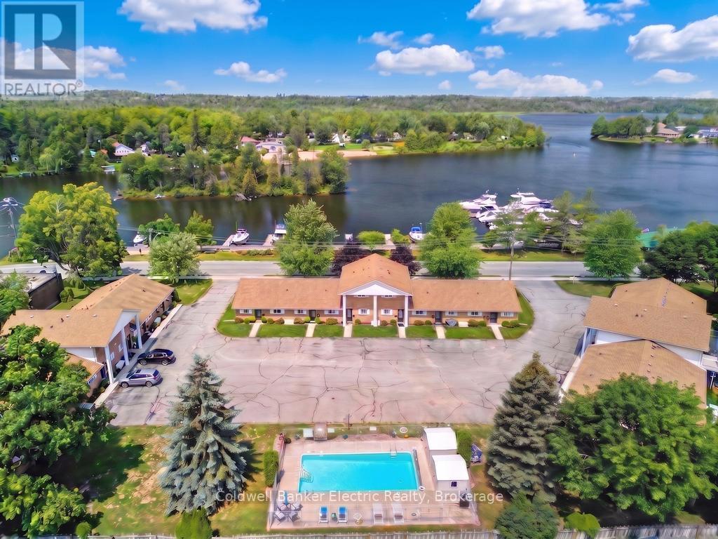 7 - 2 WATER STREET, selwyn, Ontario