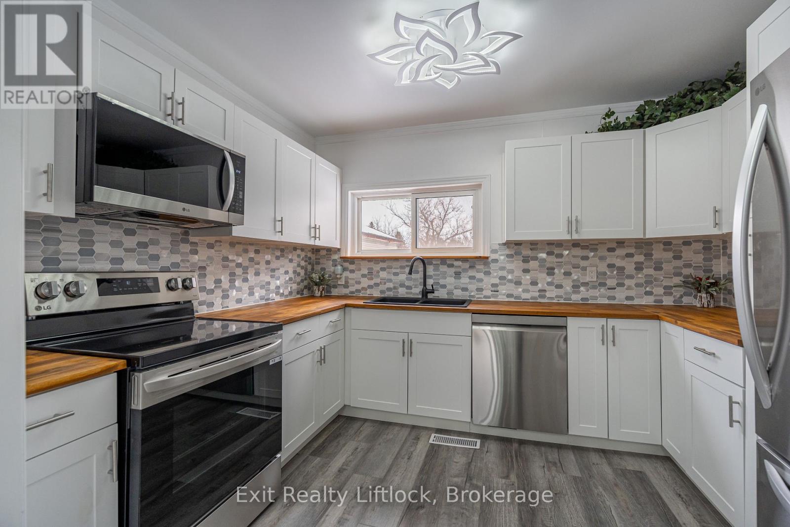 1301 County Rd 28, Otonabee-South Monaghan, Ontario  K0L 1V0 - Photo 9 - X13536656