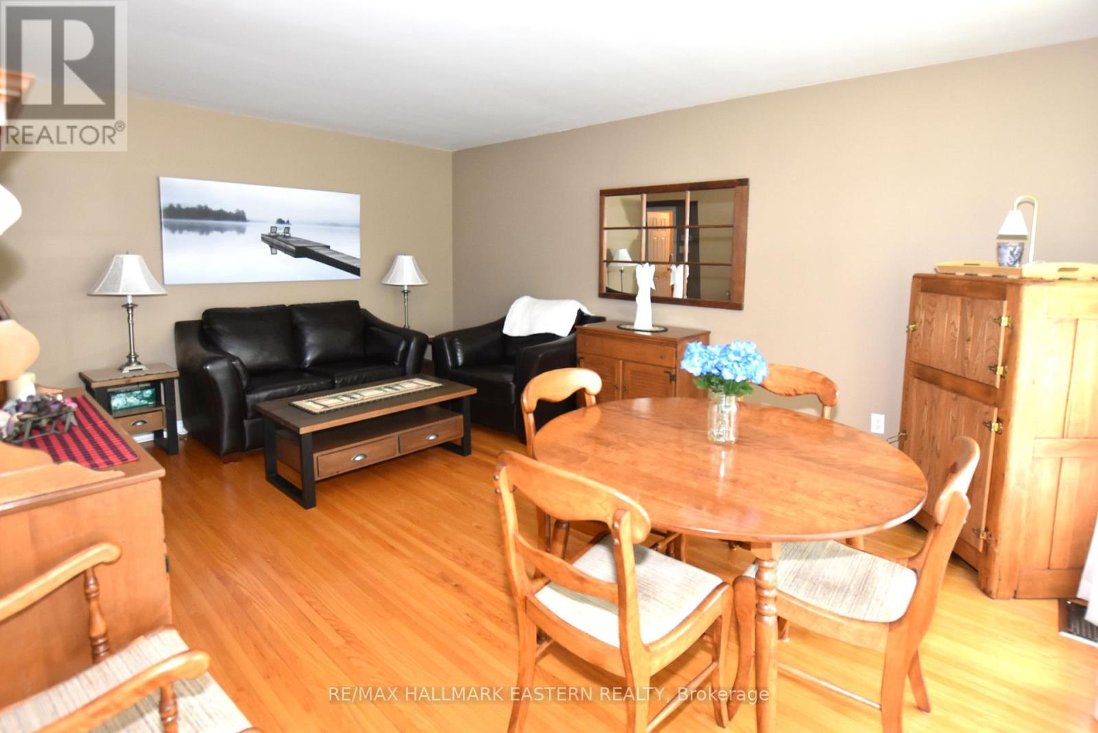 1197 Trentway Vista, Peterborough (Northcrest Ward 5), Ontario  K9H 6N7 - Photo 10 - X13536714