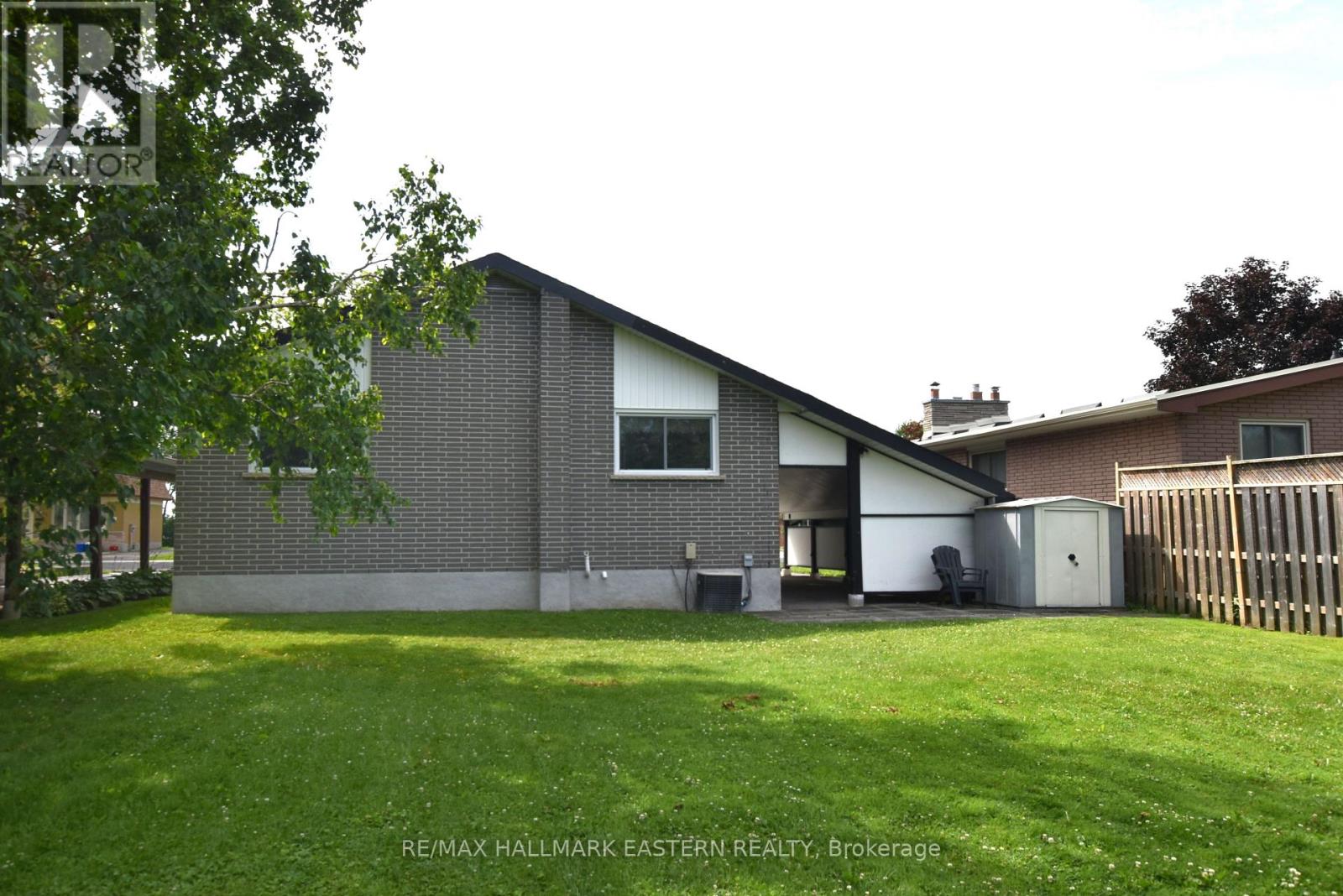 1197 Trentway Vista, Peterborough (Northcrest Ward 5), Ontario  K9H 6N7 - Photo 4 - X13536714