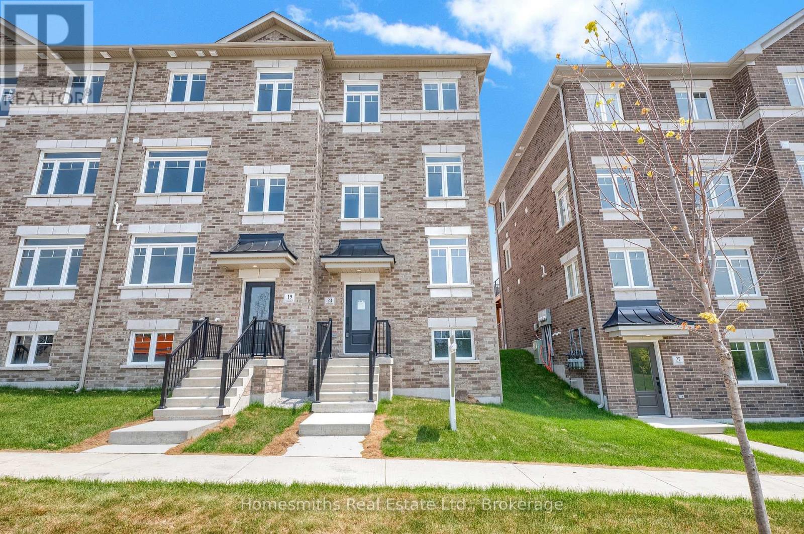 23 Addyman Crescent, Clarington (Newcastle), Ontario  L1B 0X1 - Photo 2 - E13537562