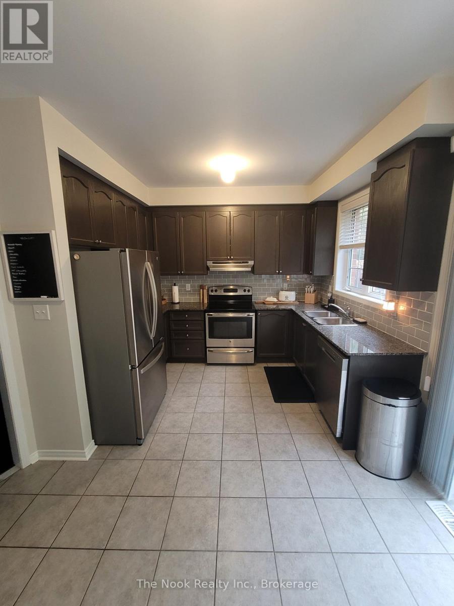 108 Milligan Street, Clarington (Newcastle), Ontario  L1B 0B5 - Photo 6 - E13538240