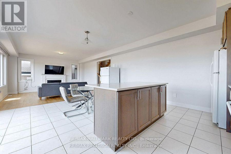 29 O'neill Street, Kawartha Lakes (Lindsay), Ontario  K9V 0R4 - Photo 11 - X13538132