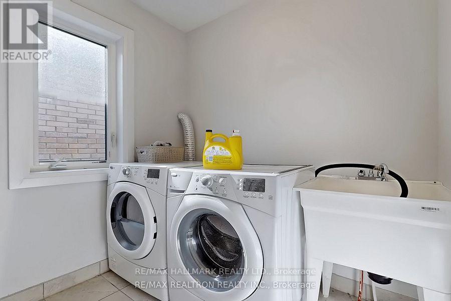 29 O'neill Street, Kawartha Lakes (Lindsay), Ontario  K9V 0R4 - Photo 19 - X13538132