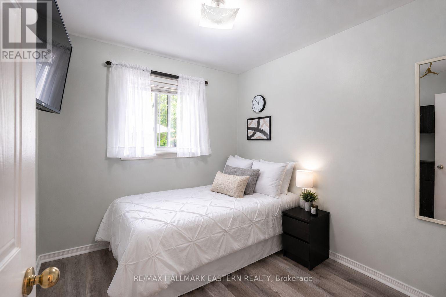 297 Towerhill Road, Peterborough (Northcrest Ward 5), Ontario  K9H 7N1 - Photo 12 - X13538678