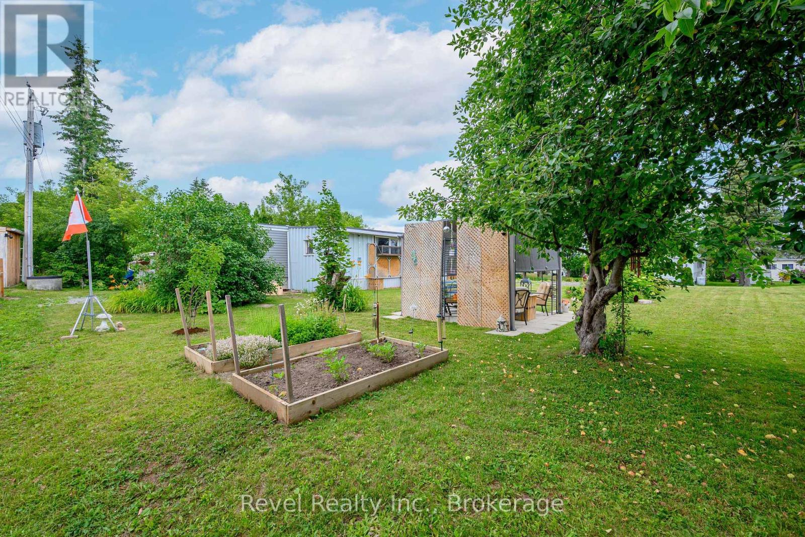 4 Homewood Avenue, Kawartha Lakes (Lindsay), Ontario  K9V 0H5 - Photo 7 - X13539668