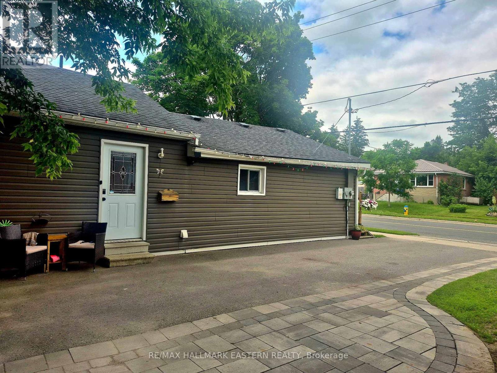 779 Chamberlain Street, Peterborough (Otonabee Ward 1), Ontario  K9J 4M2 - Photo 11 - X13540056