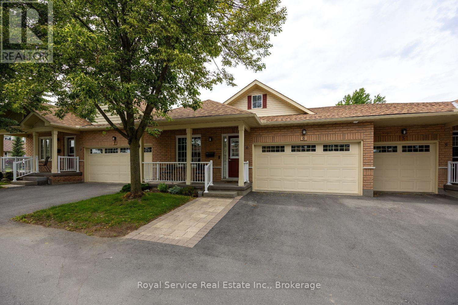 6 - 877 Wentworth Street, Peterborough (Otonabee Ward 1), Ontario  K9J 8R7 - Photo 2 - X13541642