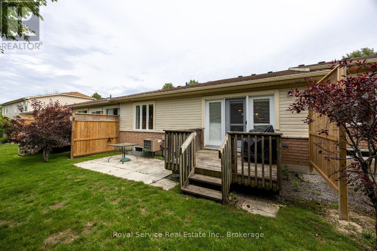 6 - 877 Wentworth Street, Peterborough (Otonabee Ward 1), Ontario  K9J 8R7 - Photo 33 - X13541642