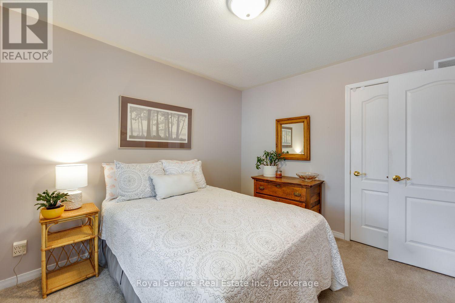 6 - 877 Wentworth Street, Peterborough (Otonabee Ward 1), Ontario  K9J 8R7 - Photo 6 - X13541642