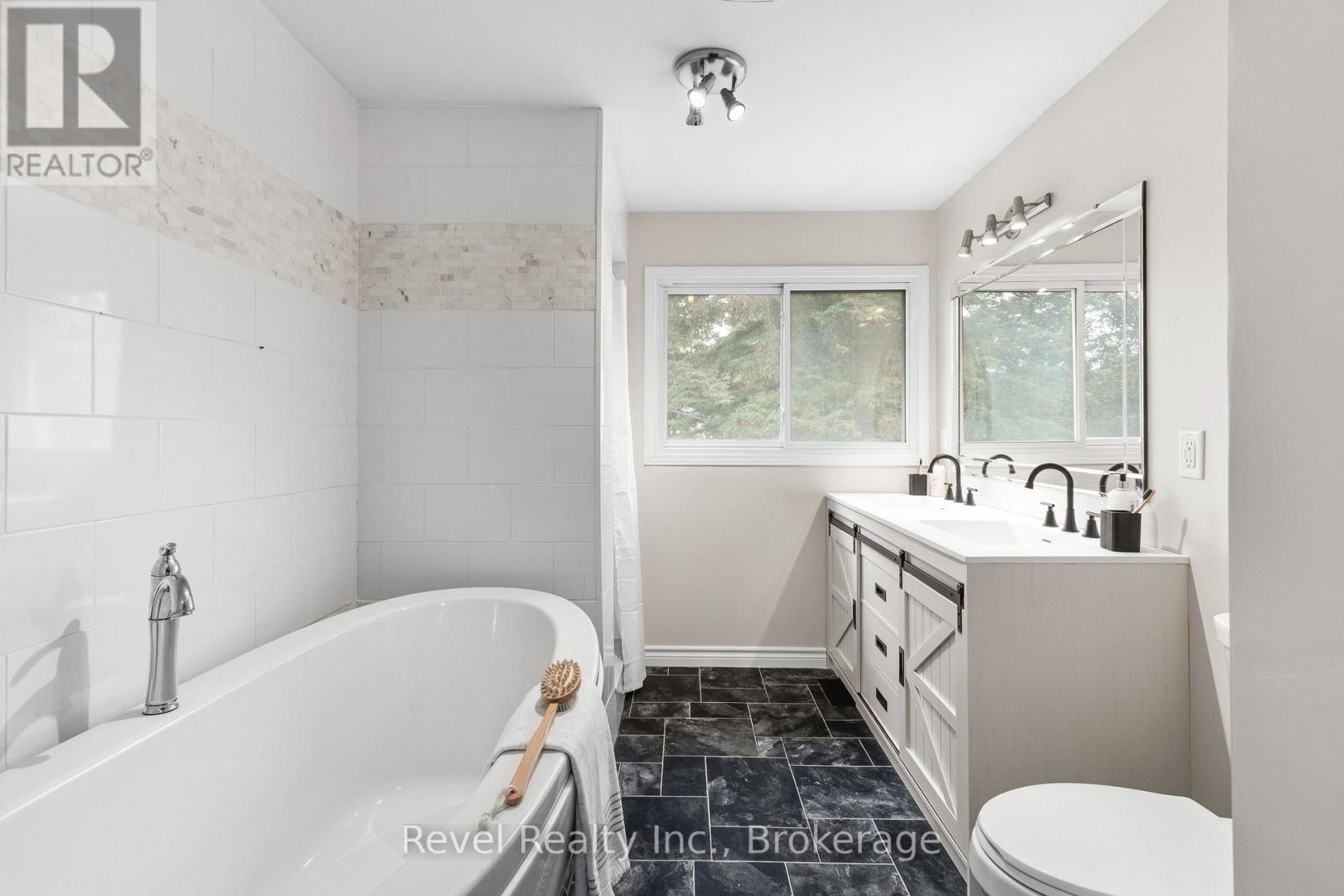 81 Sanderling Crescent, Kawartha Lakes (Lindsay), Ontario  K9V 4N4 - Photo 25 - X13541660