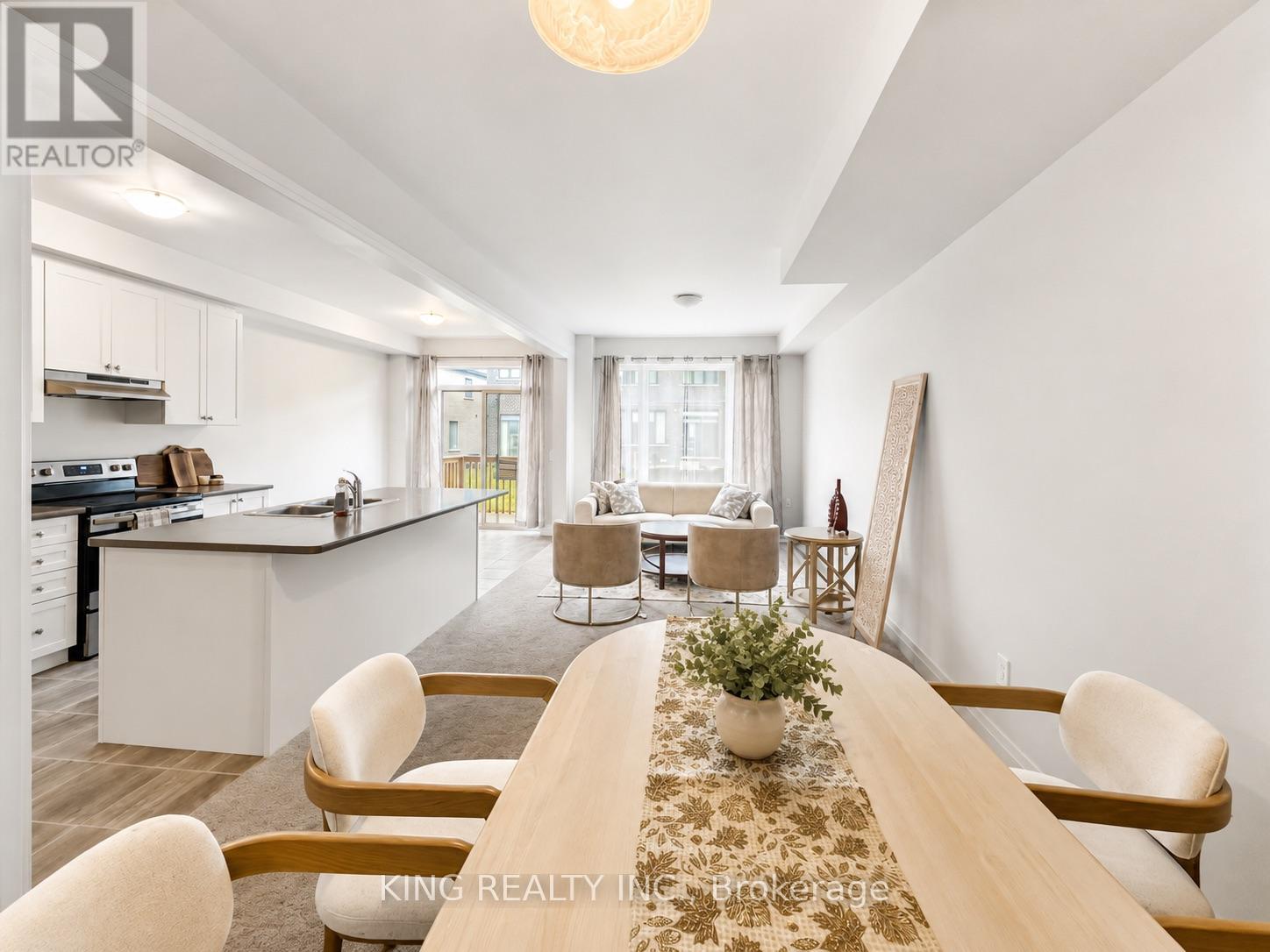 55 Butler Boulevard, Kawartha Lakes (Lindsay), Ontario  K9V 4R1 - Photo 2 - X13542266