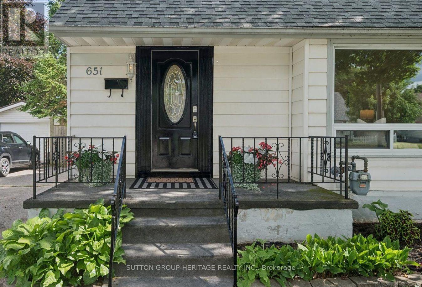 651 Mckellar Street, Peterborough (Otonabee Ward 1), Ontario  K9J 1R4 - Photo 3 - X13542460