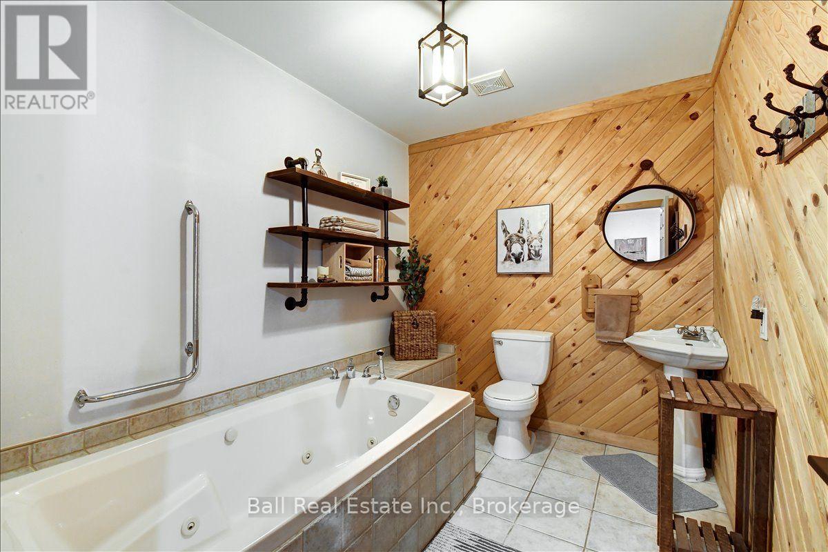 25350f Hwy 62 South, Bancroft (Dungannon Ward), Ontario  K0L 2L0 - Photo 31 - X13543002