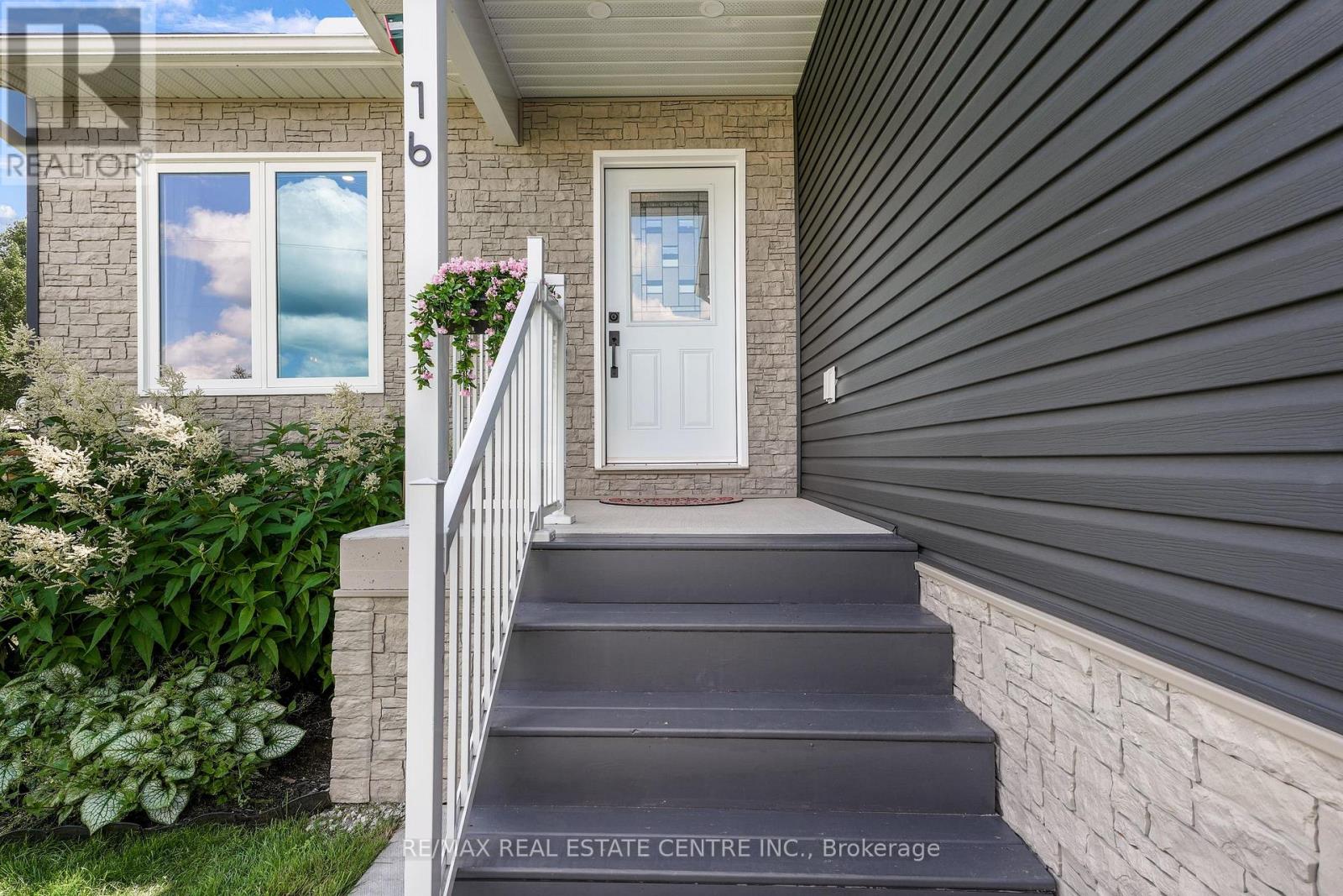 16 Williams Drive, Bancroft (Bancroft Ward), Ontario  K0L 1C0 - Photo 3 - X13543444
