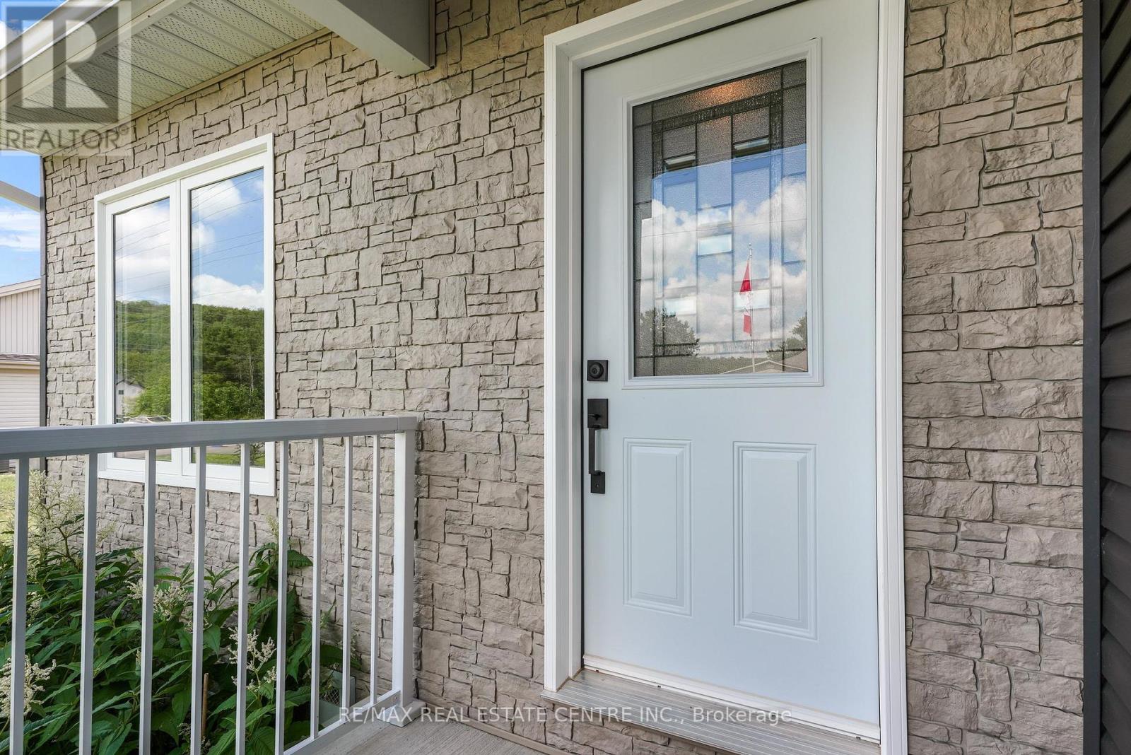 16 Williams Drive, Bancroft (Bancroft Ward), Ontario  K0L 1C0 - Photo 4 - X13543444