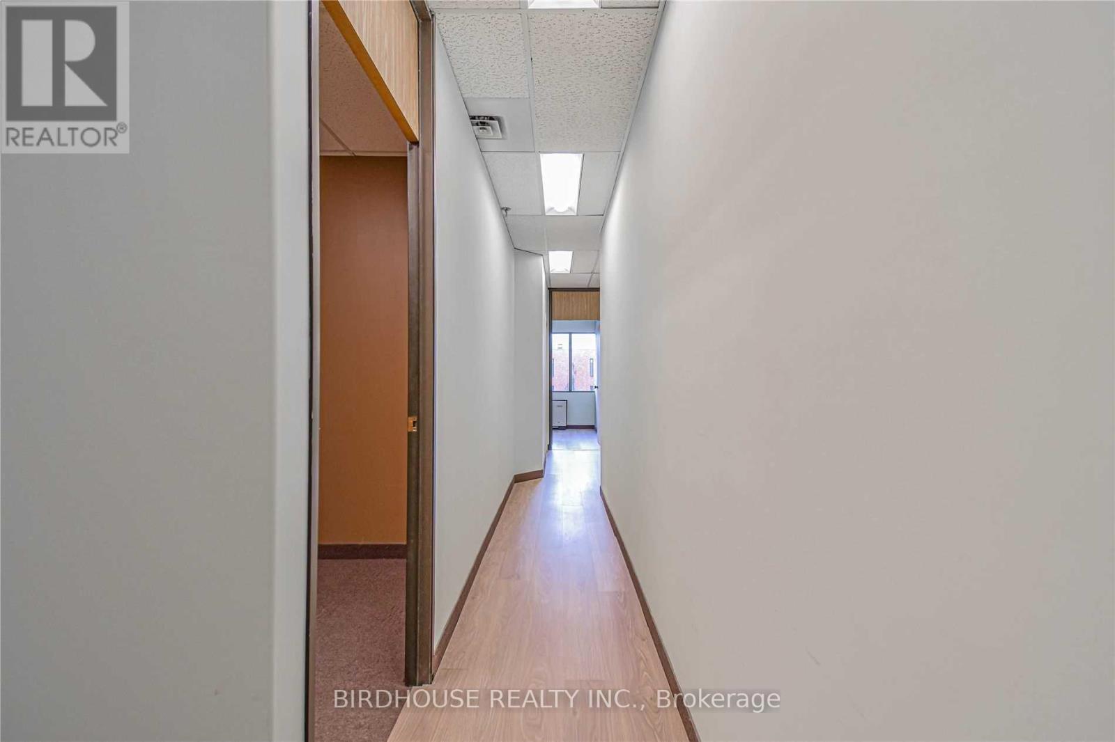 217 - 189 Kent Street W, Kawartha Lakes (Lindsay), Ontario  K9V 5Z6 - Photo 6 - X13543672