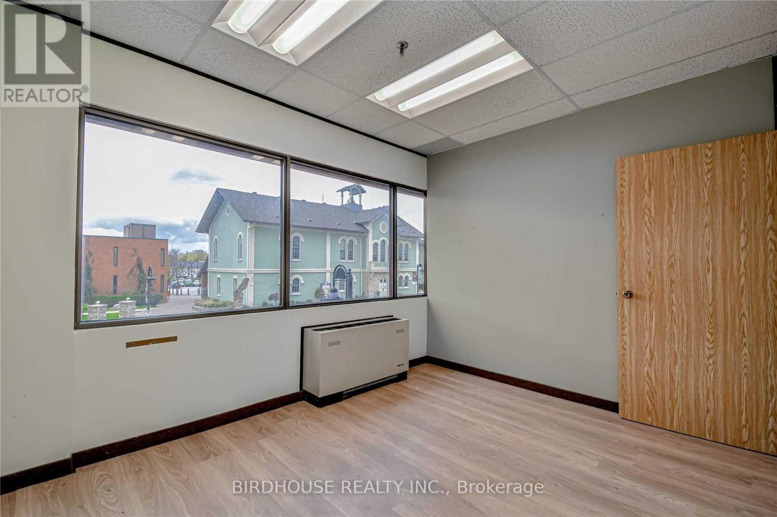 217 - 189 Kent Street W, Kawartha Lakes (Lindsay), Ontario  K9V 5Z6 - Photo 8 - X13543672