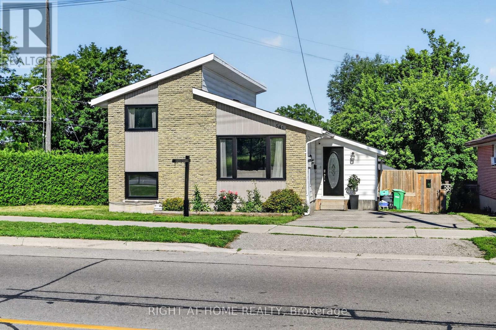 541 River Road S, Peterborough (Ashburnham Ward 4), Ontario  K9J 1E6 - Photo 2 - X13546412