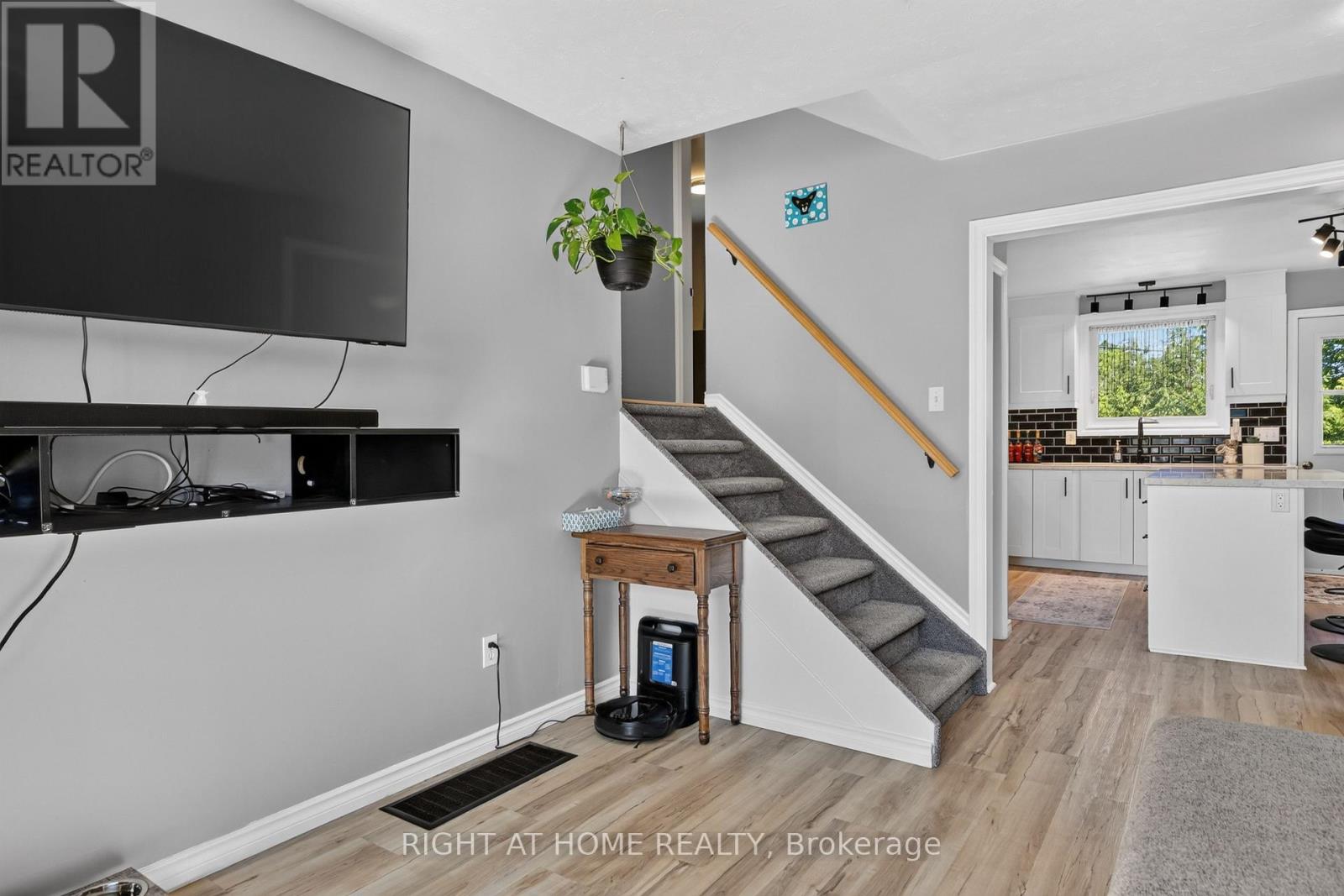 541 River Road S, Peterborough (Ashburnham Ward 4), Ontario  K9J 1E6 - Photo 6 - X13546412