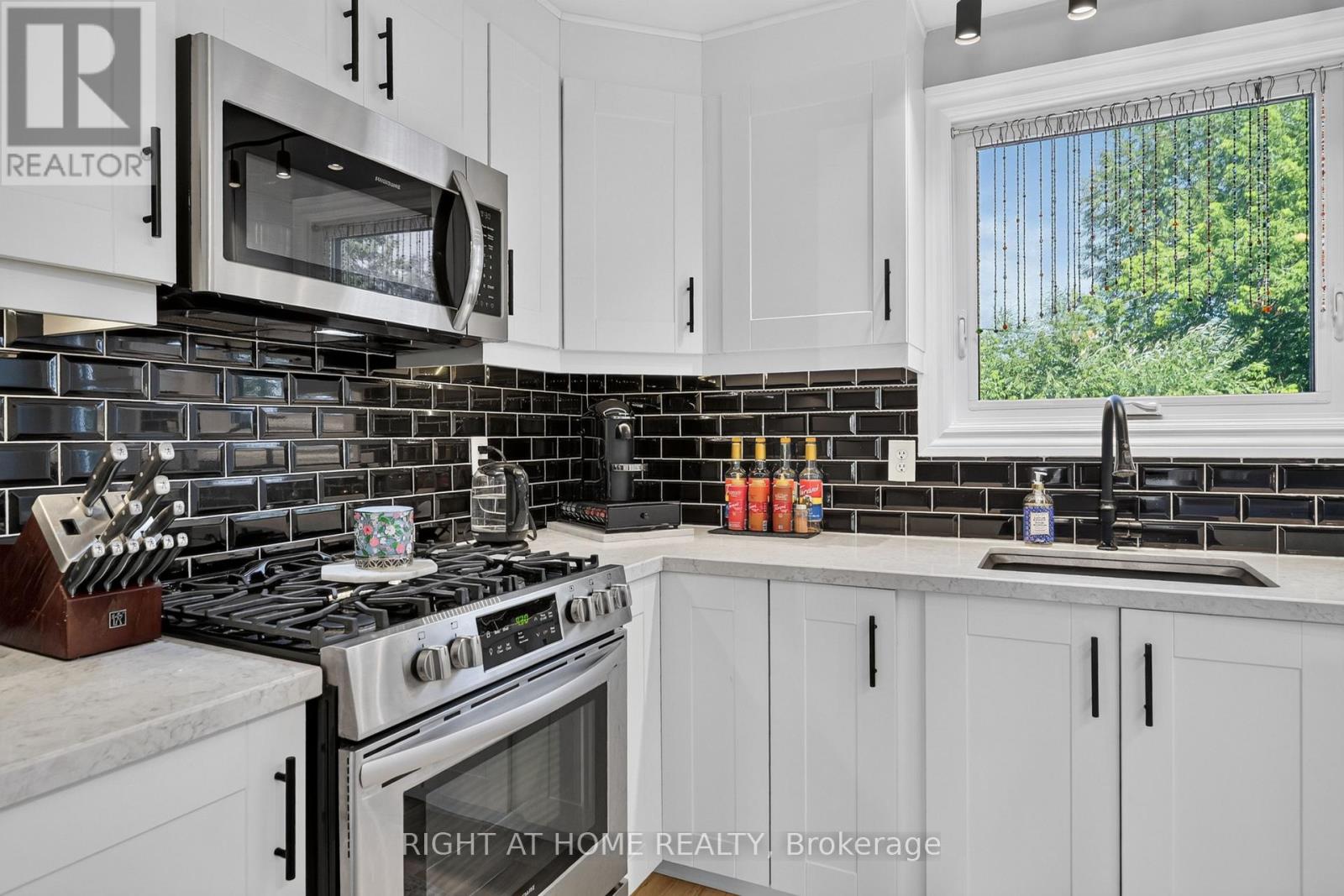 541 River Road S, Peterborough (Ashburnham Ward 4), Ontario  K9J 1E6 - Photo 8 - X13546412