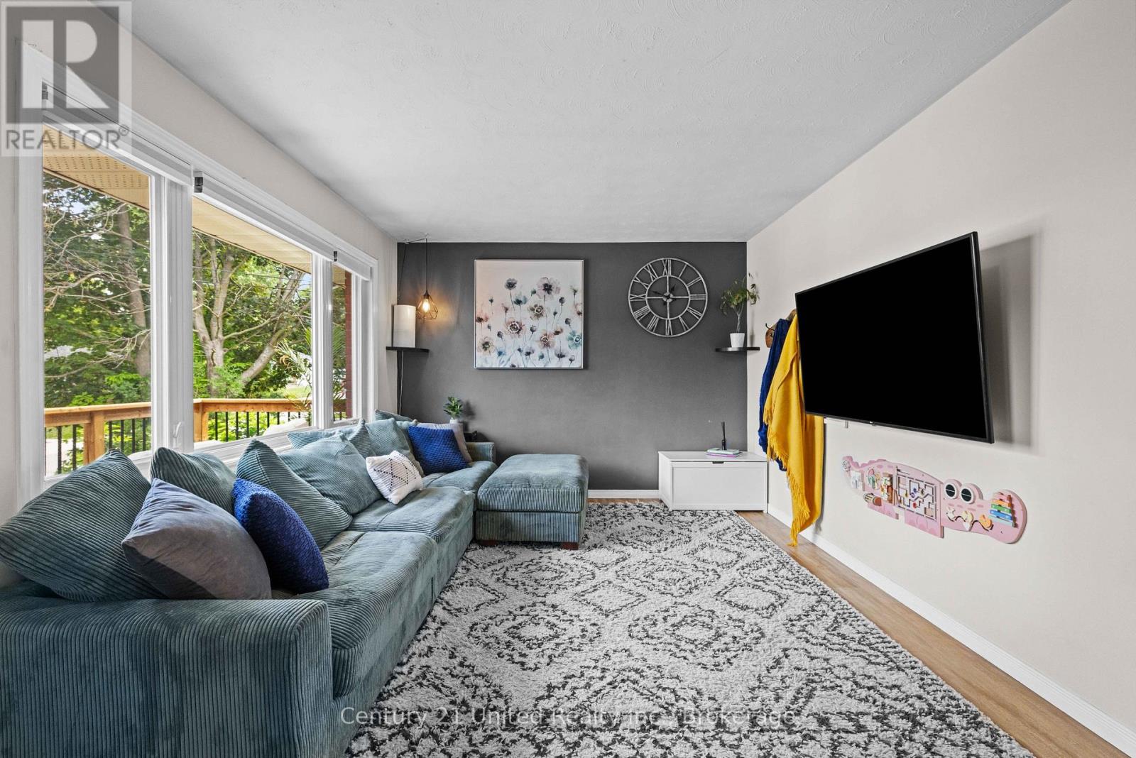 107 Strickland Street, Selwyn, Ontario  K0L 2H0 - Photo 3 - X13547572