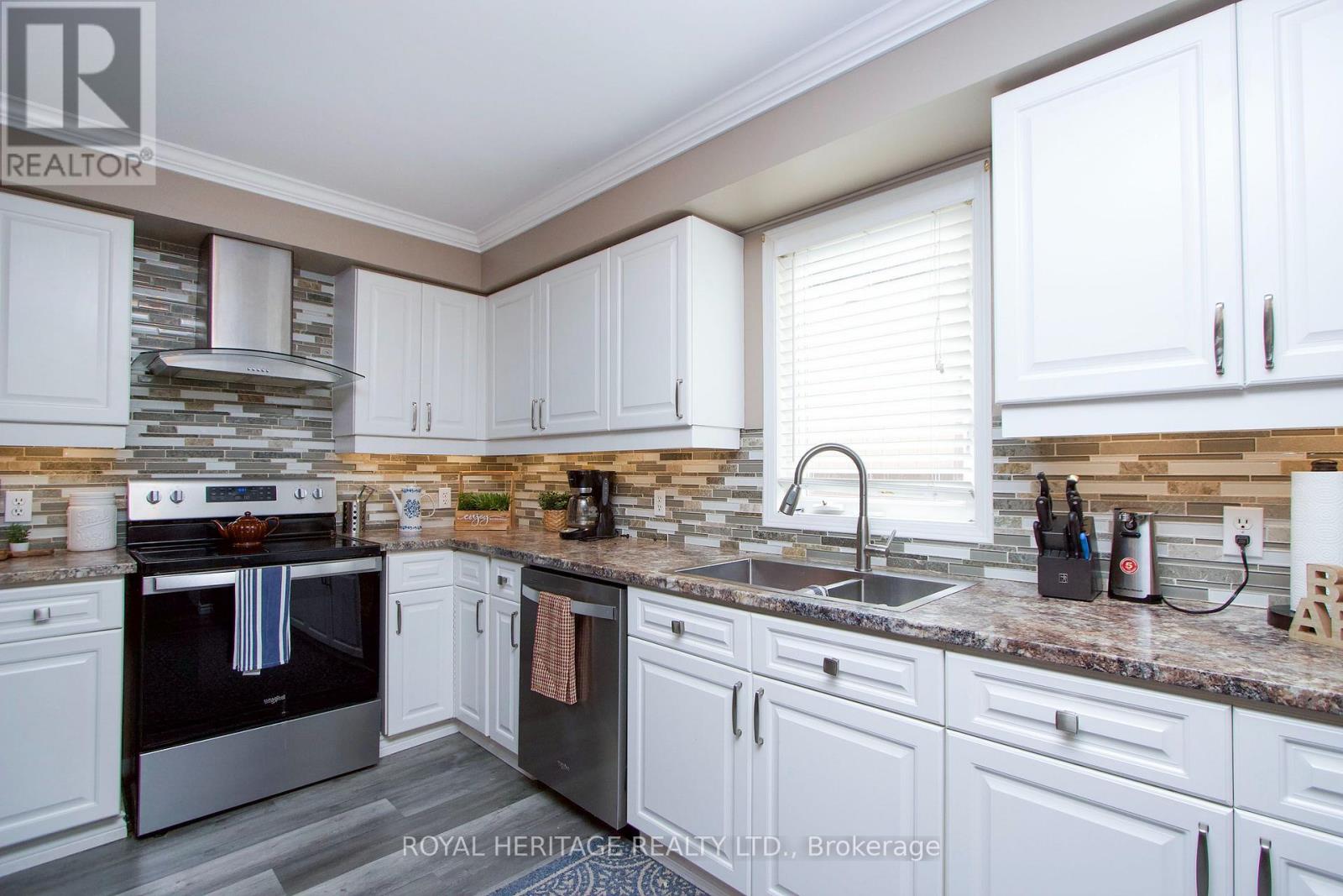 203 Wilmot Trail, Clarington (Newcastle), Ontario  L1B 1A9 - Photo 16 - E13547756