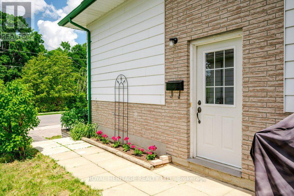 285 Euclid Avenue, Peterborough (Ashburnham Ward 4), Ontario  K9H 1M5 - Photo 4 - X13547676
