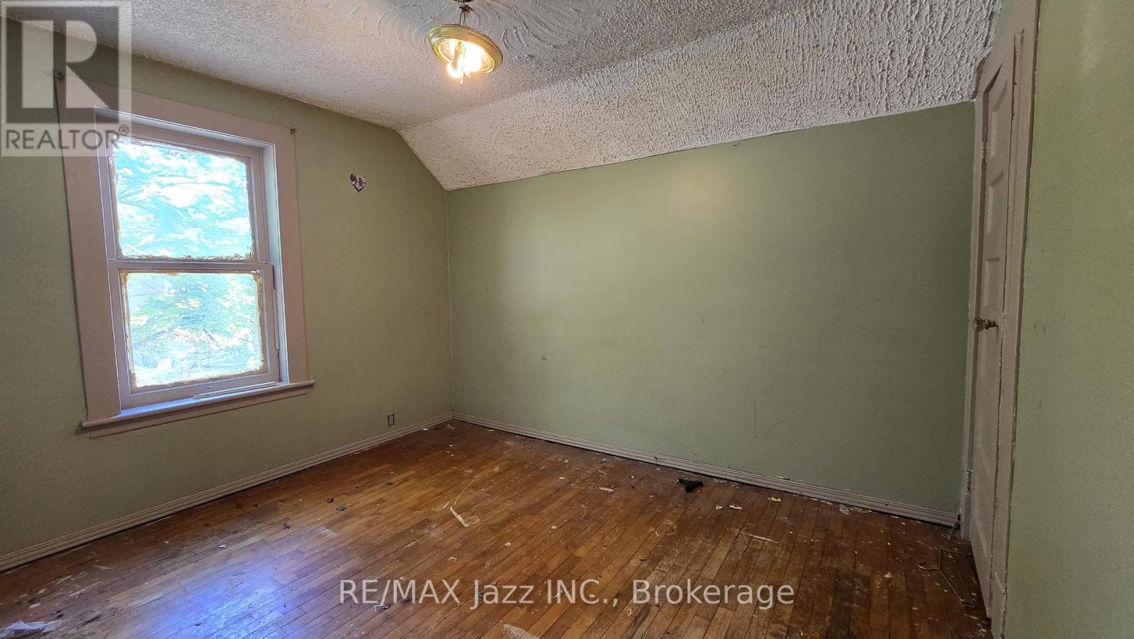 629 Brown Street, Peterborough (Otonabee Ward 1), Ontario  K9J 4K6 - Photo 13 - X13549336