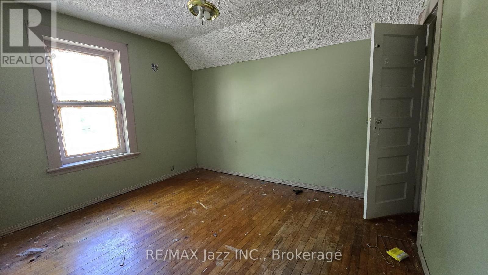 629 Brown Street, Peterborough (Otonabee Ward 1), Ontario  K9J 4K6 - Photo 14 - X13549336