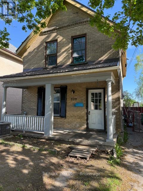 629 Brown Street, Peterborough (Otonabee Ward 1), Ontario  K9J 4K6 - Photo 2 - X13549336
