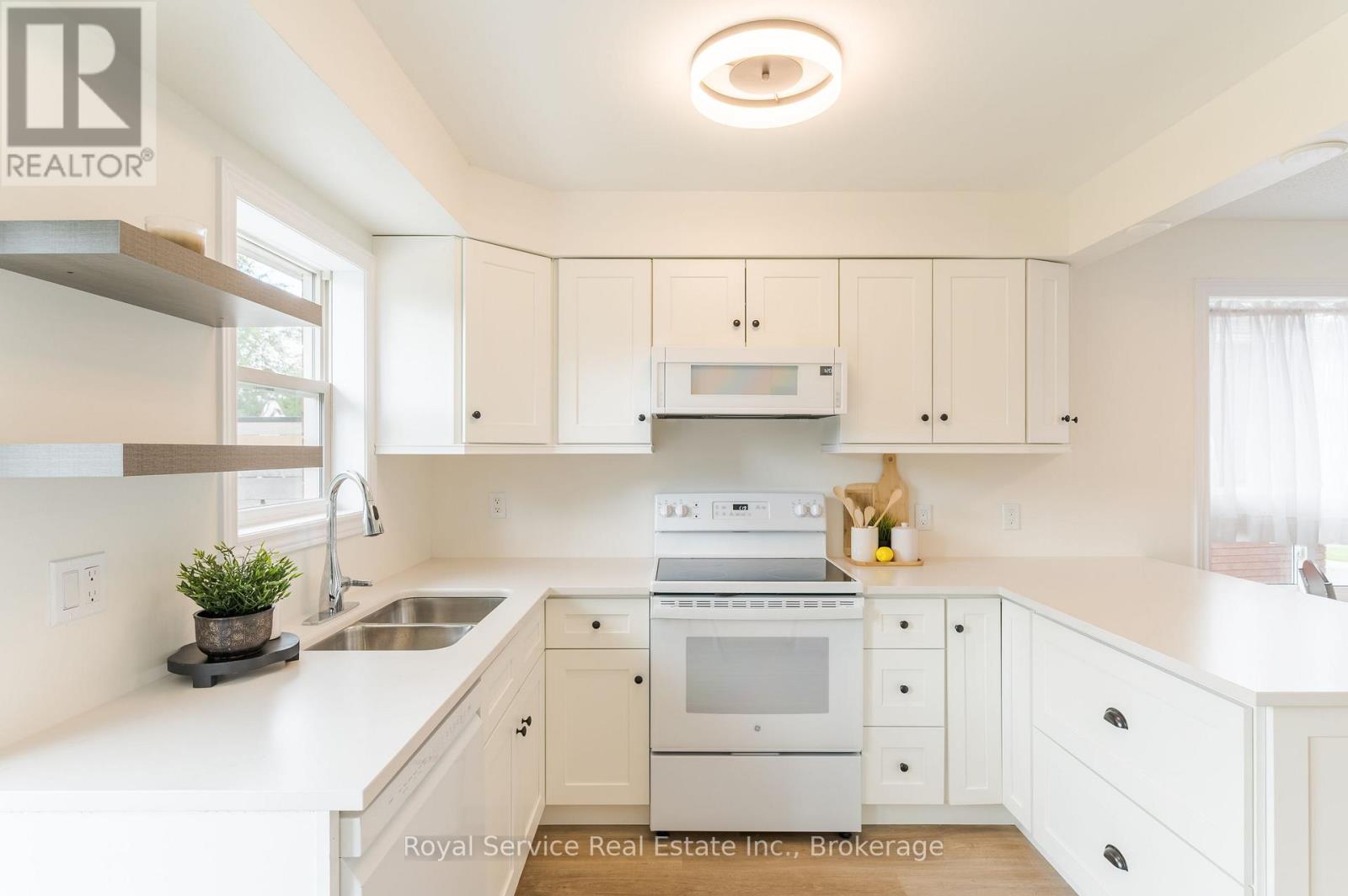 228 Towerhill Road, Peterborough (Northcrest Ward 5), Ontario  K9H 7M8 - Photo 18 - X13549344