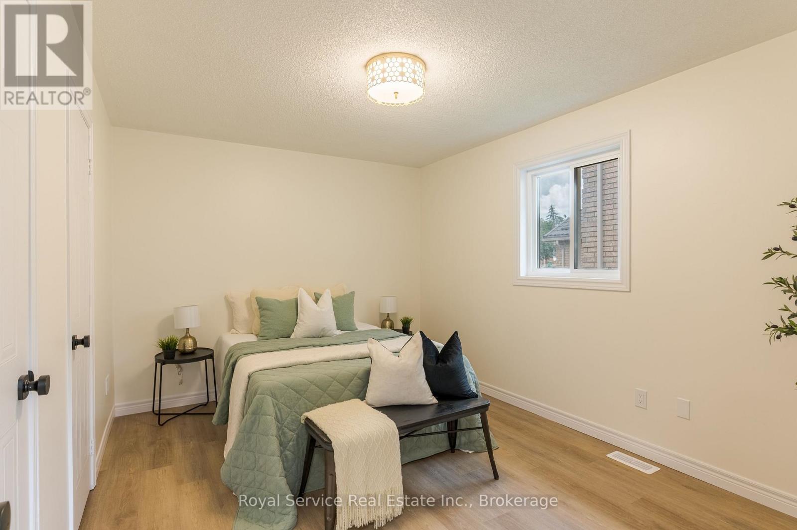228 Towerhill Road, Peterborough (Northcrest Ward 5), Ontario  K9H 7M8 - Photo 24 - X13549344