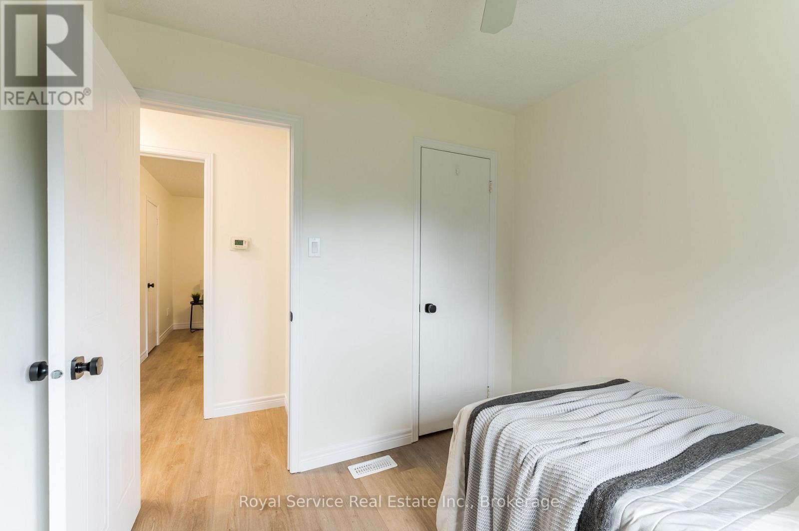 228 Towerhill Road, Peterborough (Northcrest Ward 5), Ontario  K9H 7M8 - Photo 27 - X13549344