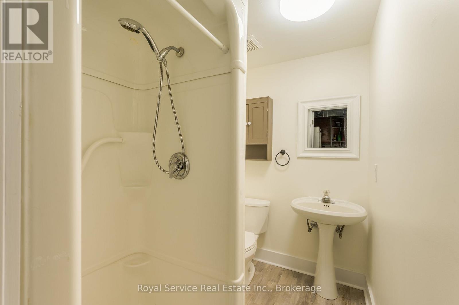 228 Towerhill Road, Peterborough (Northcrest Ward 5), Ontario  K9H 7M8 - Photo 33 - X13549344