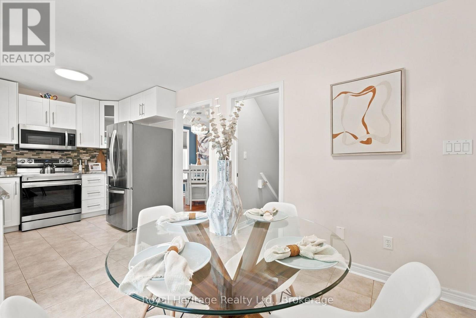 20 Fallingbrook Crescent, Kawartha Lakes (Lindsay), Ontario  K9V 0B3 - Photo 18 - X13552574